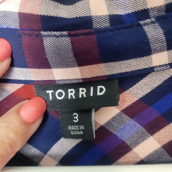 Torrid Lizzie Rayon Twill Button-Up Long Sleeve Shirt Women's Size 3X - Picture 5 of 12